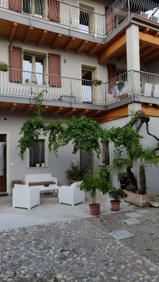 "Country House Il Brolo" Polpenazze del Garda Exterior foto